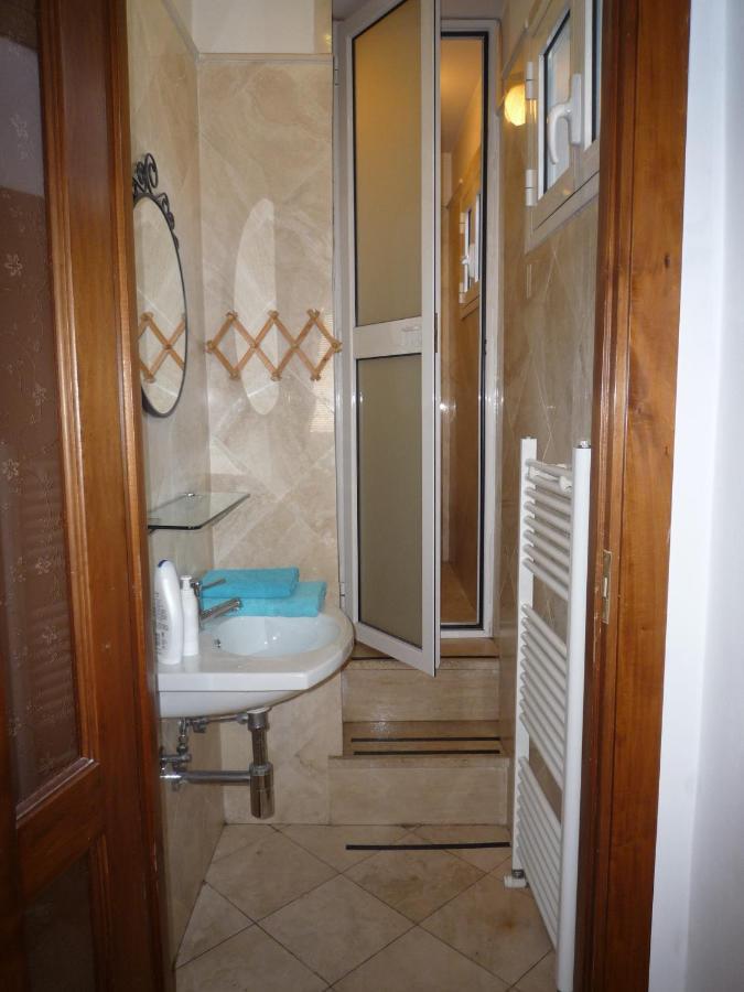 Residenza Mucha Daire Roma Oda fotoğraf