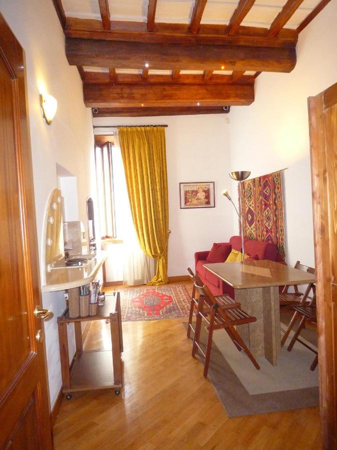 Residenza Mucha Daire Roma Oda fotoğraf